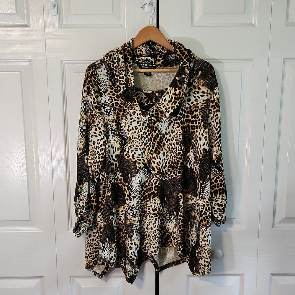 Robert Louis Animal Print Tunic Top Size XL Shark‎ Bite Removable Collar Leopard